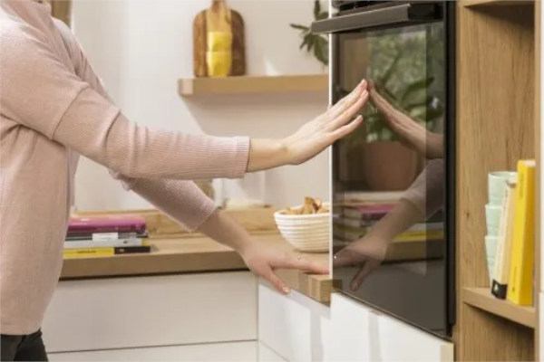 Piekarnik Gorenje z pyrolizą BPS6737E04DBG